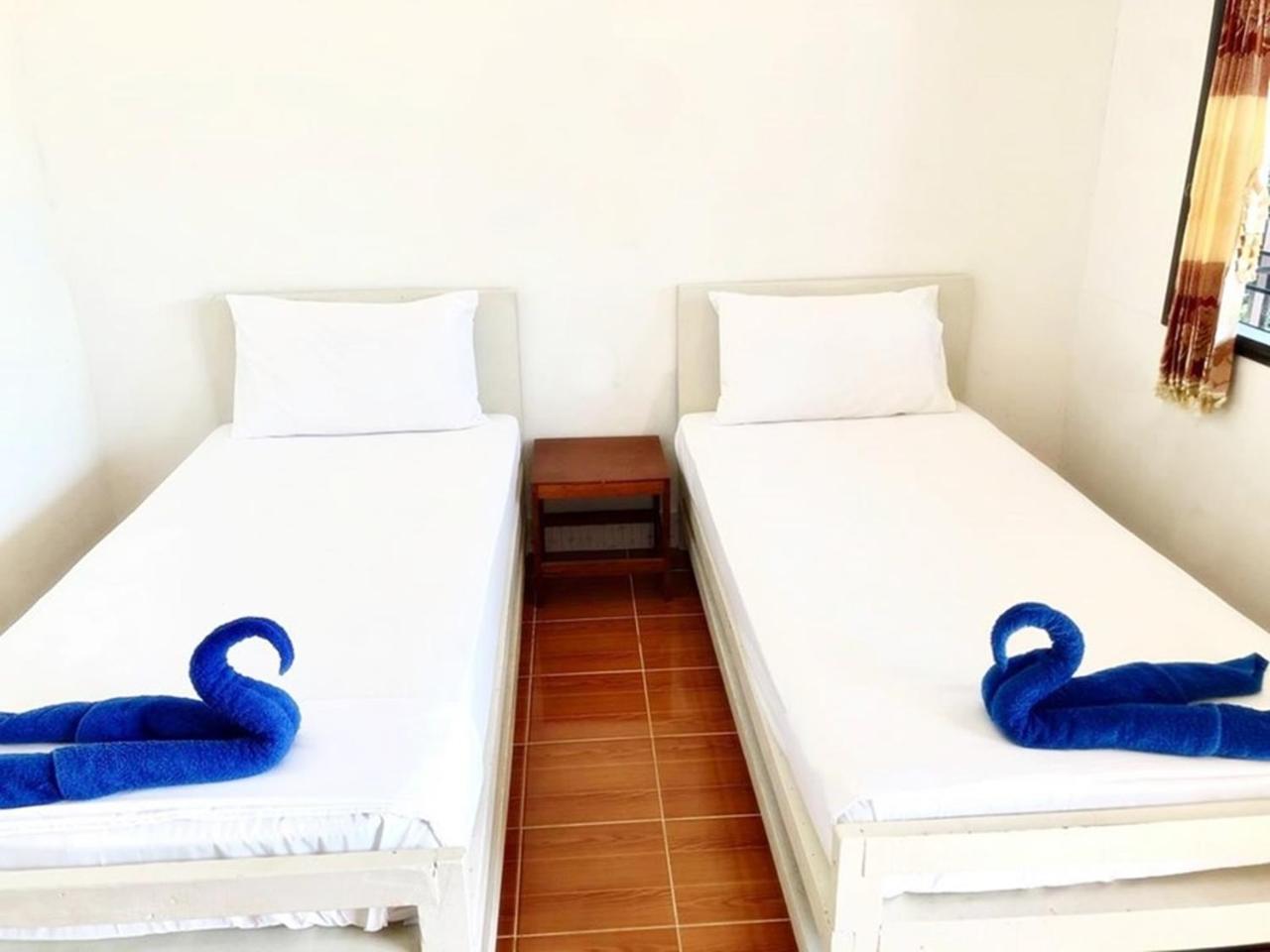 Tapear Resort Phi Phi Don Exterior photo